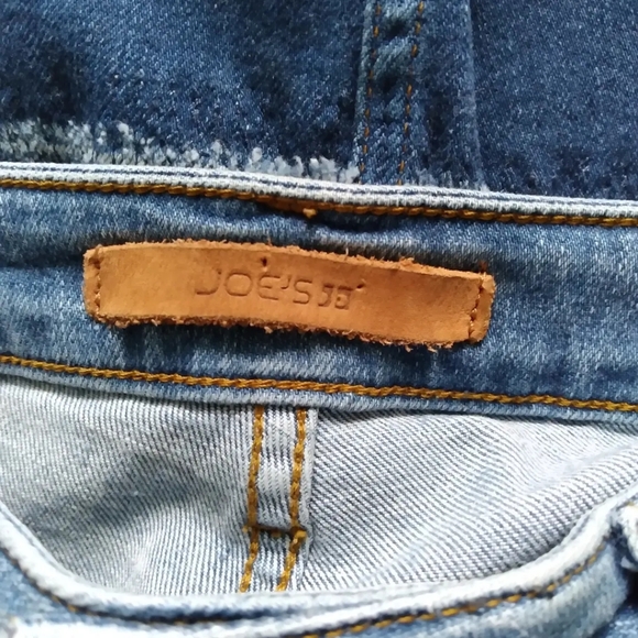 Joe's Jeans The Wasteland High Rise denim skirt, size 28 - Picture 4 of 7